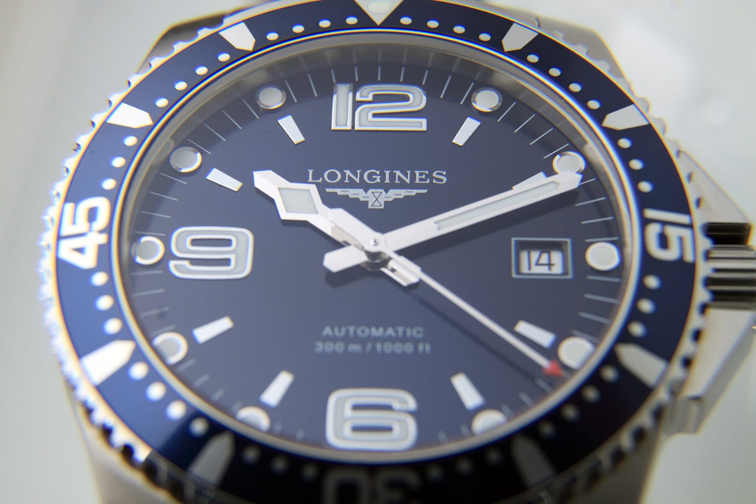 Longines HydroConquest Automatikuhr mit blauem Zifferblatt und Taucherlünette