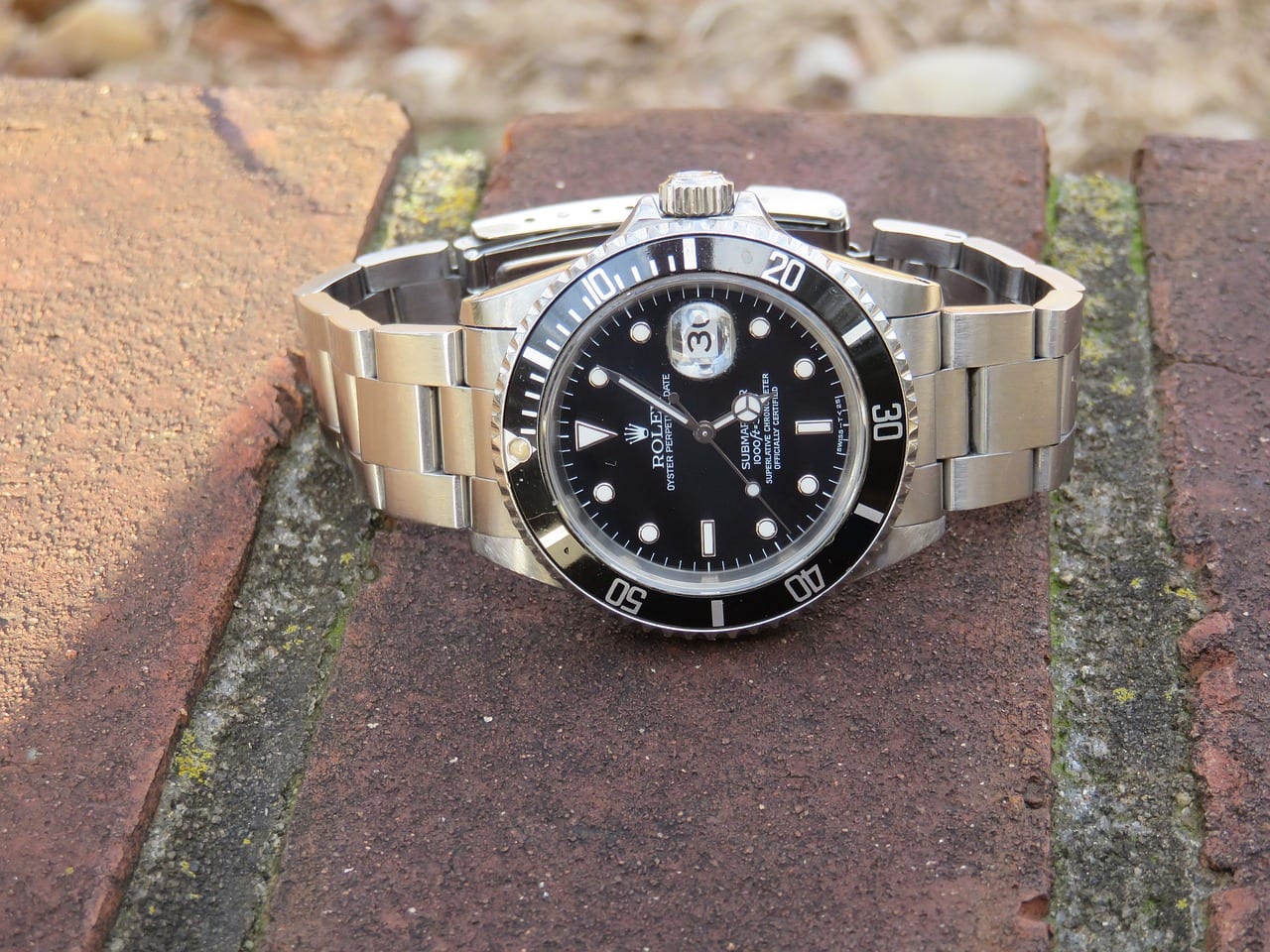 Rolex mit geriffelter Lünette und Jubilee-Armband in Nahaufnahme
